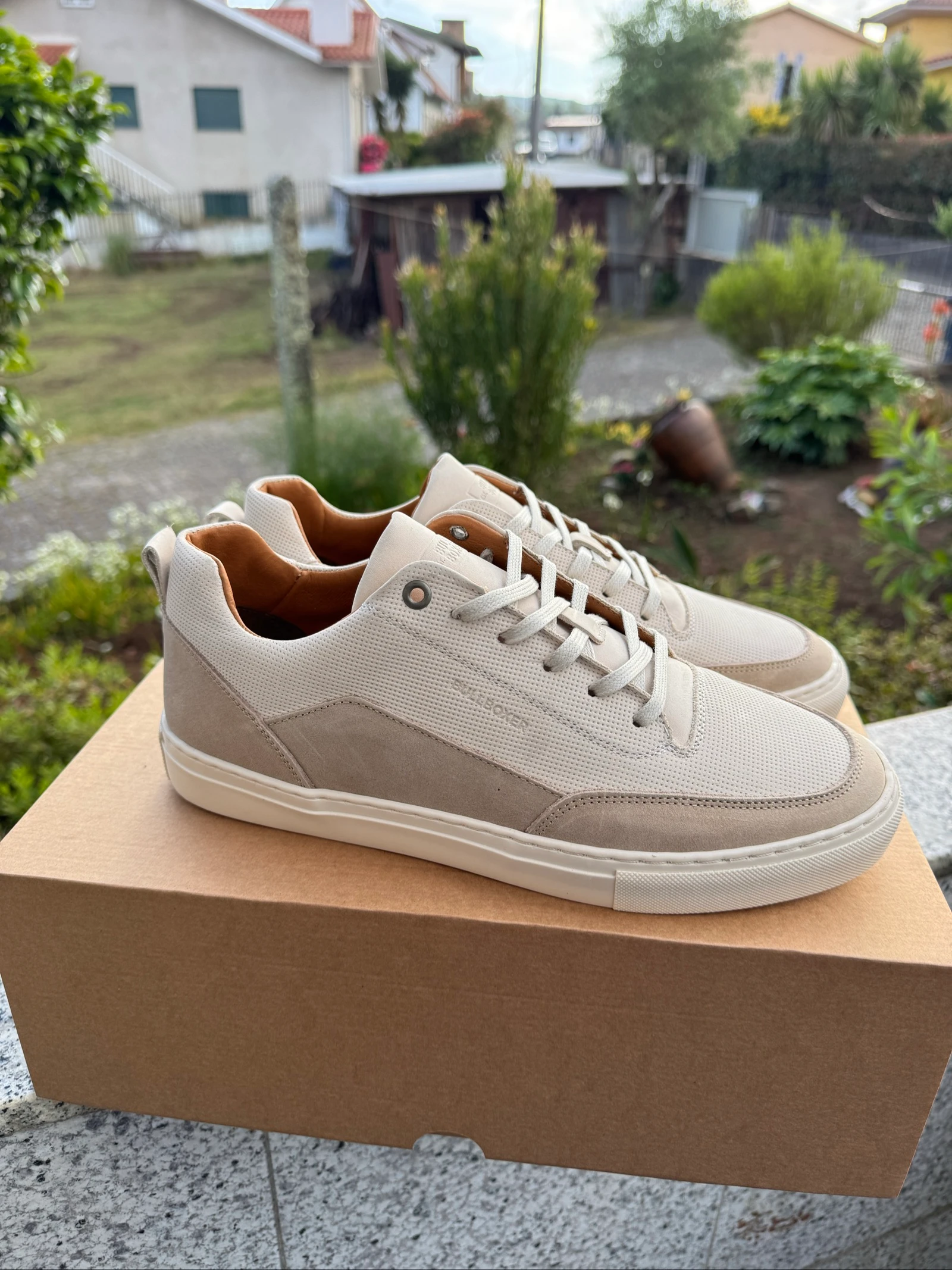 Off-White Bullboxer sneakers – photo 2